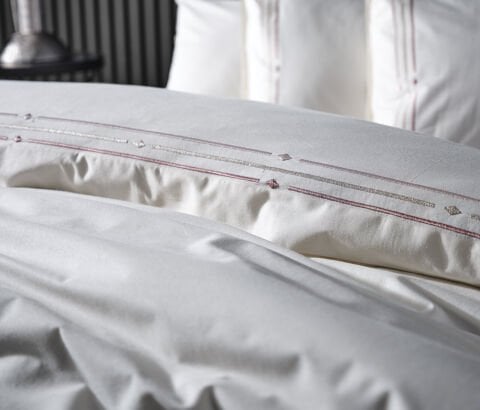 Zelda Nakışlı Nevresim Takımı Çift King Size - Bej