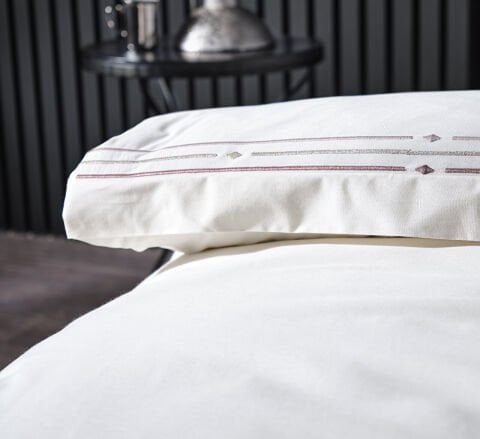 Zelda Nakışlı Nevresim Takımı Çift King Size - Bej