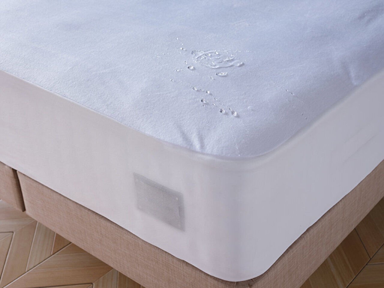Ultrasoft Sıvı Geçirmez Fitted Alez