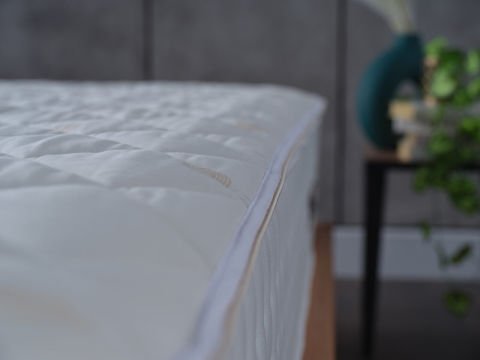 Festival Yün Kapitoneli Alez 120 x 200 cm - Beyaz