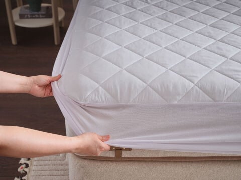 Comfyline Koruyucu Fitted Alez 120 x 200 cm - Beyaz