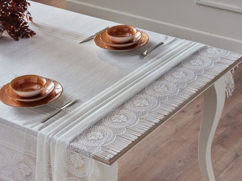Cozy Masa Örtüsü Beyaz