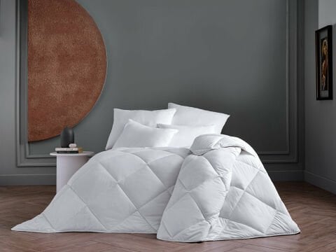 White Line Microfiber Yorgan Çift King Size - Beyaz