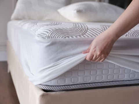 Collagen Sıvı Geçirmez Fitted Alez 140 x 190 cm - Beyaz