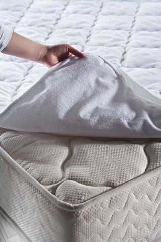 Comfyline Sıvı Geçirmez Fitted Alez 150 x 200 cm - Beyaz